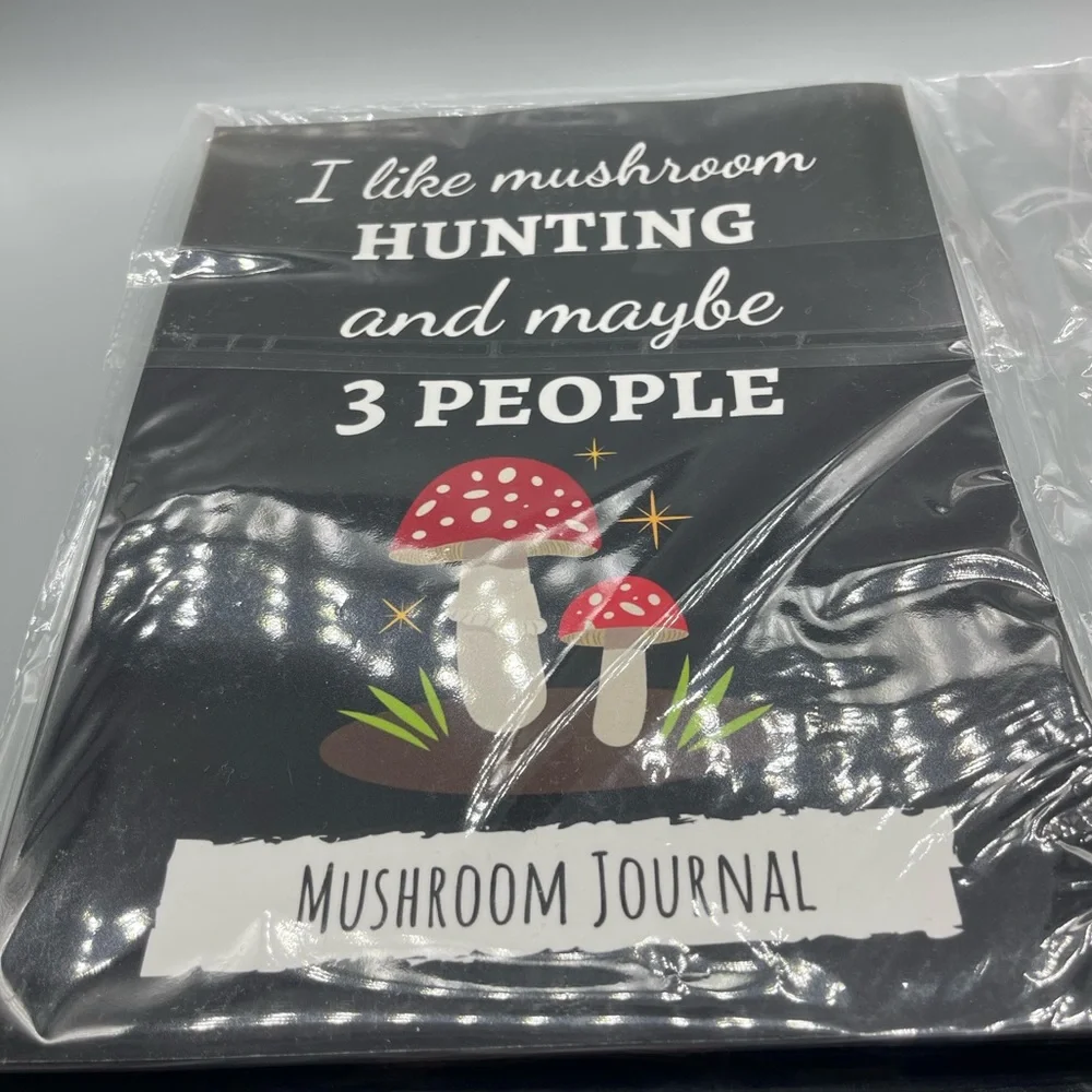 I Like Mushroom Hunting And Maybe 3 People - Mushroom Journal, New